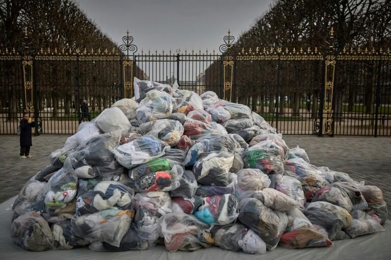 Le Sénat face au défi de freiner l'essor de la "fast fashion"